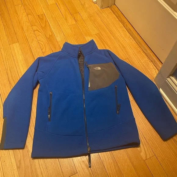 The North Face polar jacket - Picture 2 of 10